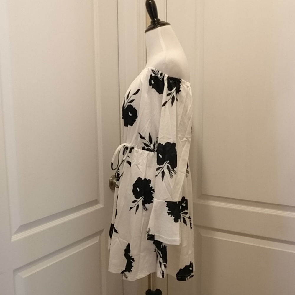 Black & White Floral Dress - Picture 5 of 6